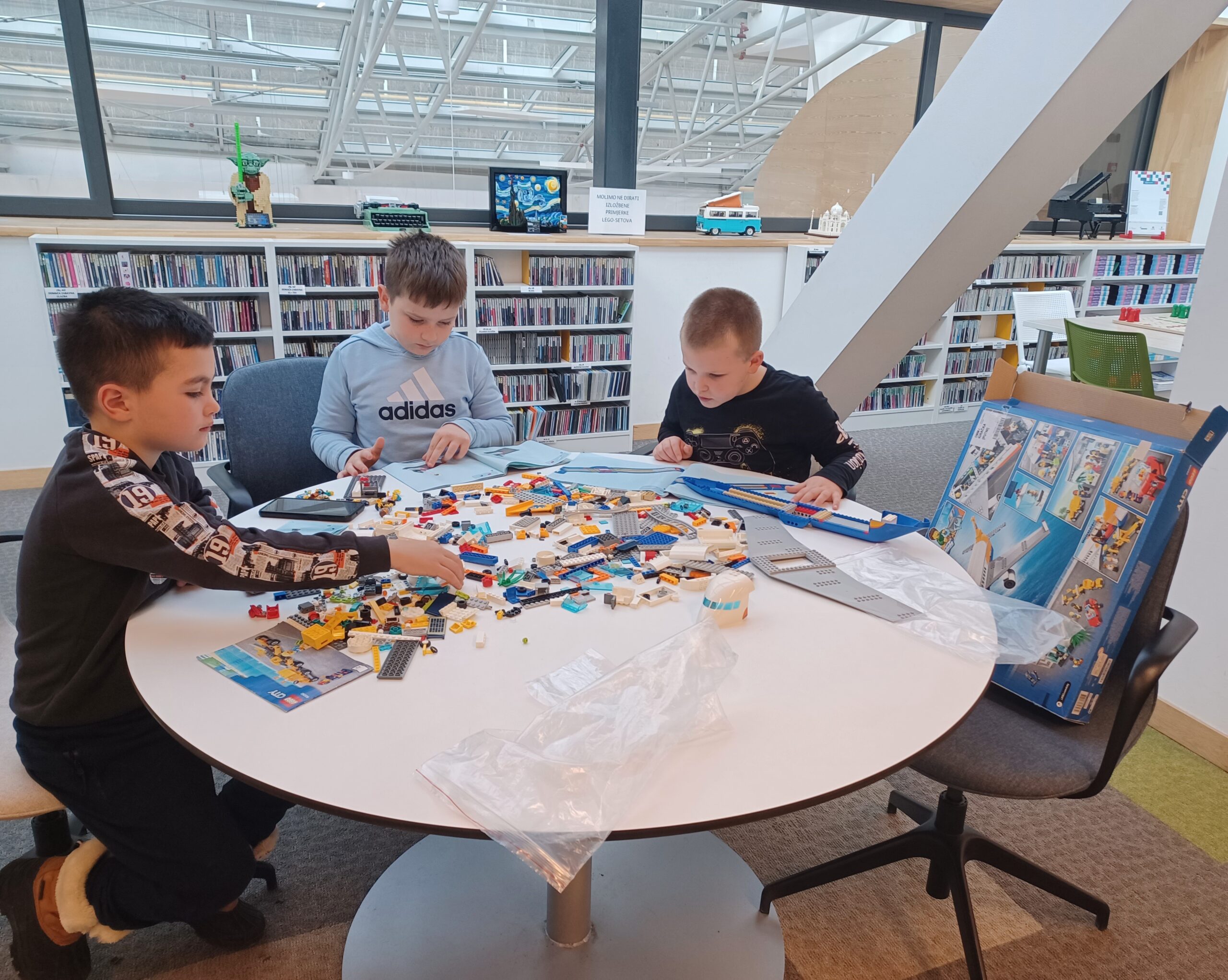 Gradska knjižnica Požega - Zimski lego-maraton za osnovnoškolce