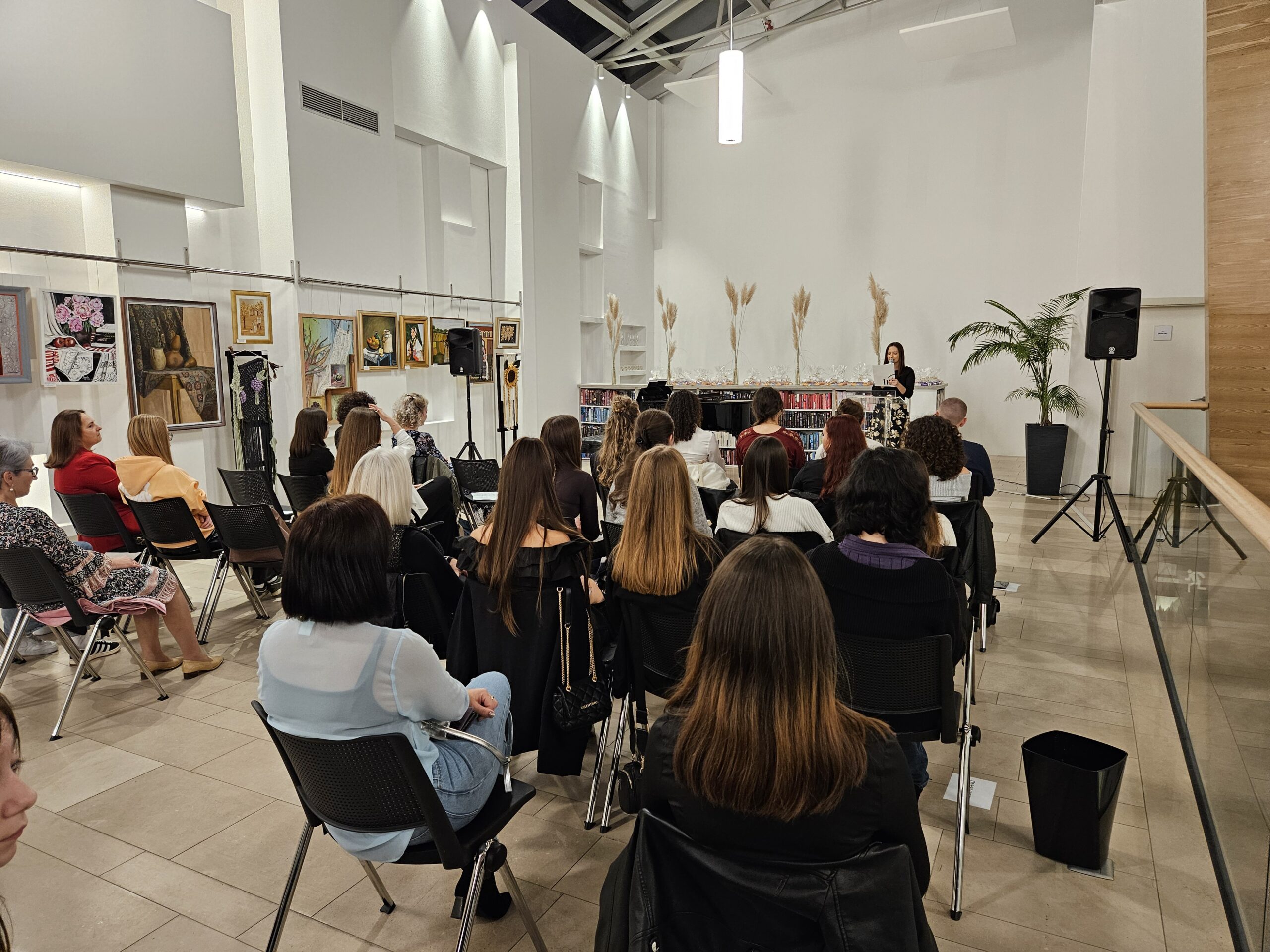 Gradska knjižnica Požega – Festival recitacije Probudi me! 2025. Gradska knjižnica Požega - Festival recitacije Probudi me! 2025.