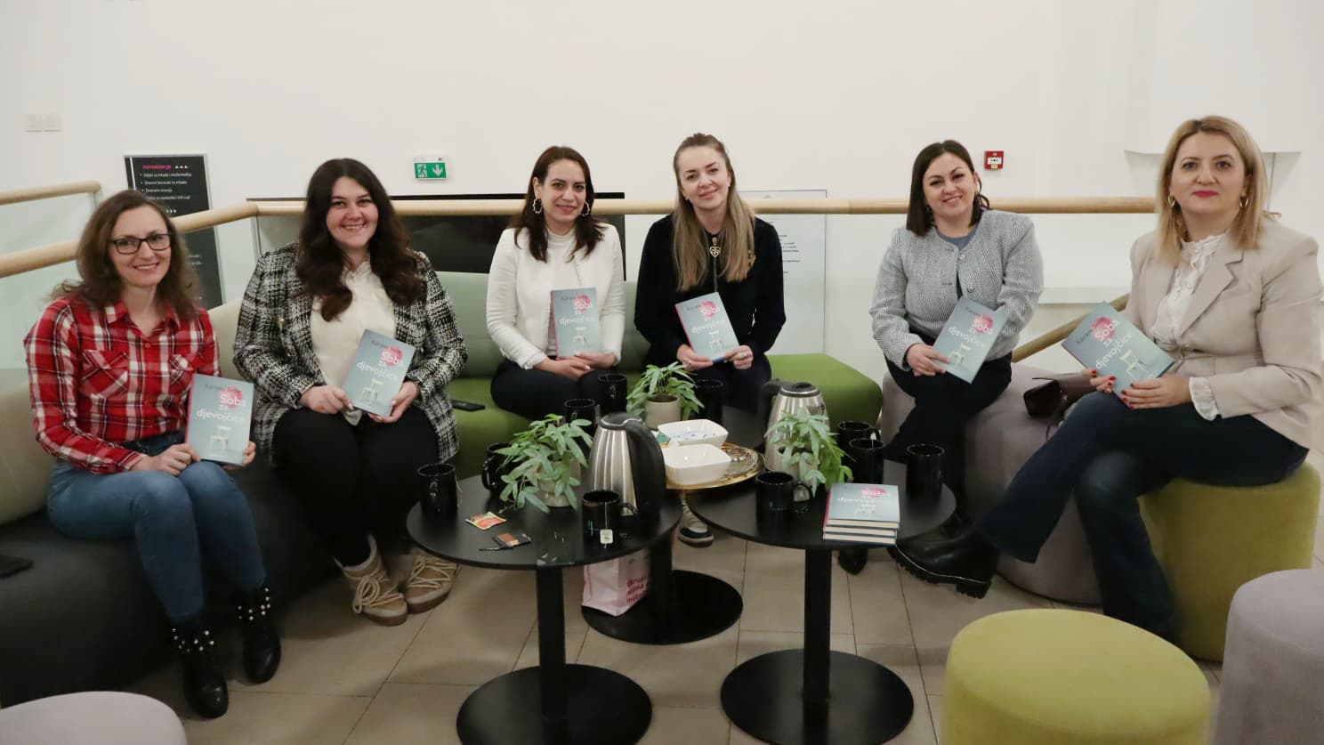 Gradska knjižnica Požega - ČK Snažne mame