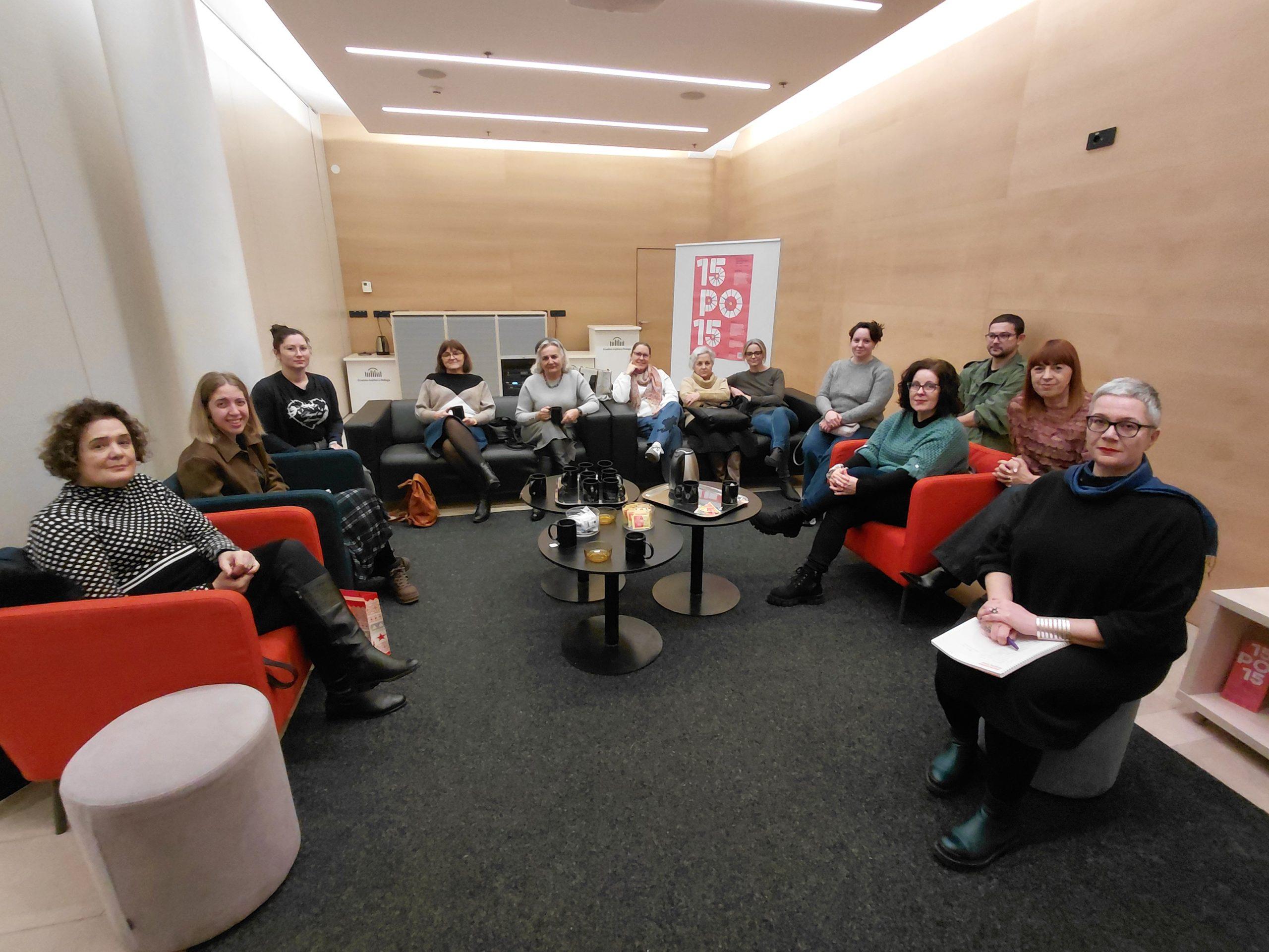 Gradska knjižnica Požega - prvi susreti novih čitateljskih klubova