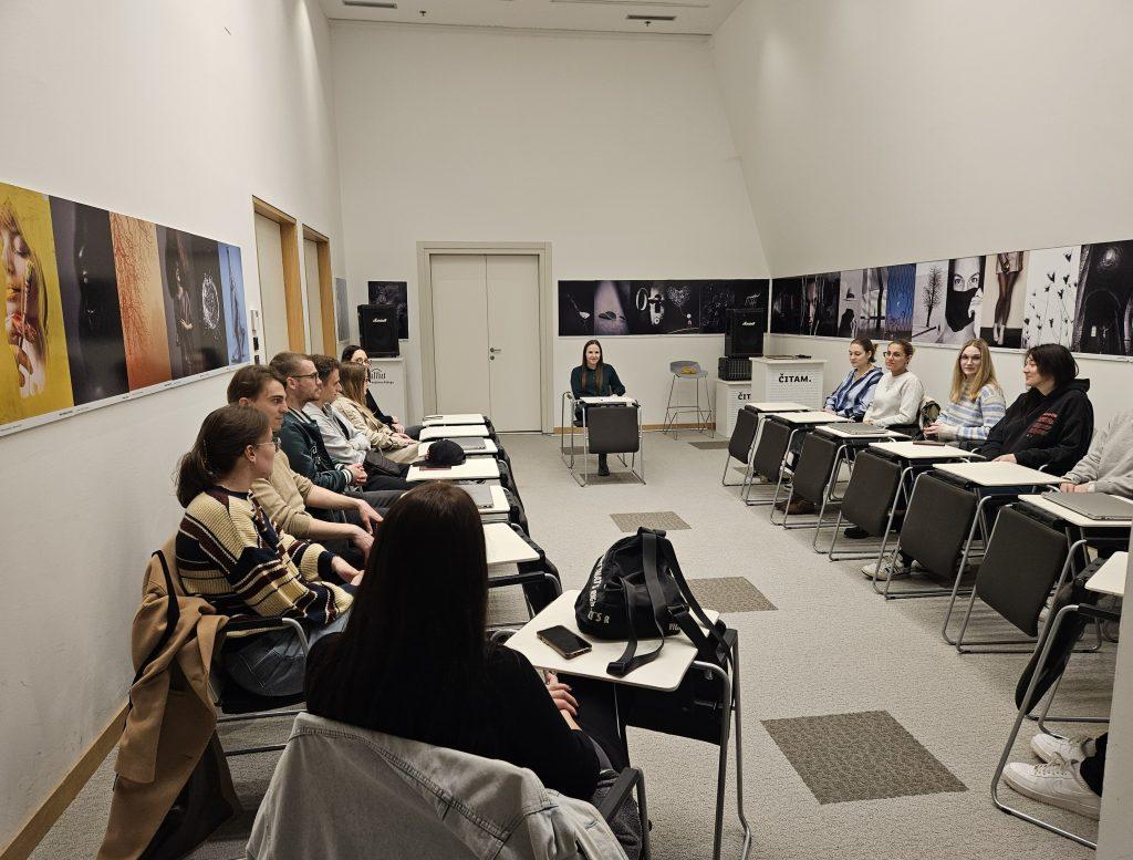 Gradska knjižnica Požega - Studentski čitateljski klub