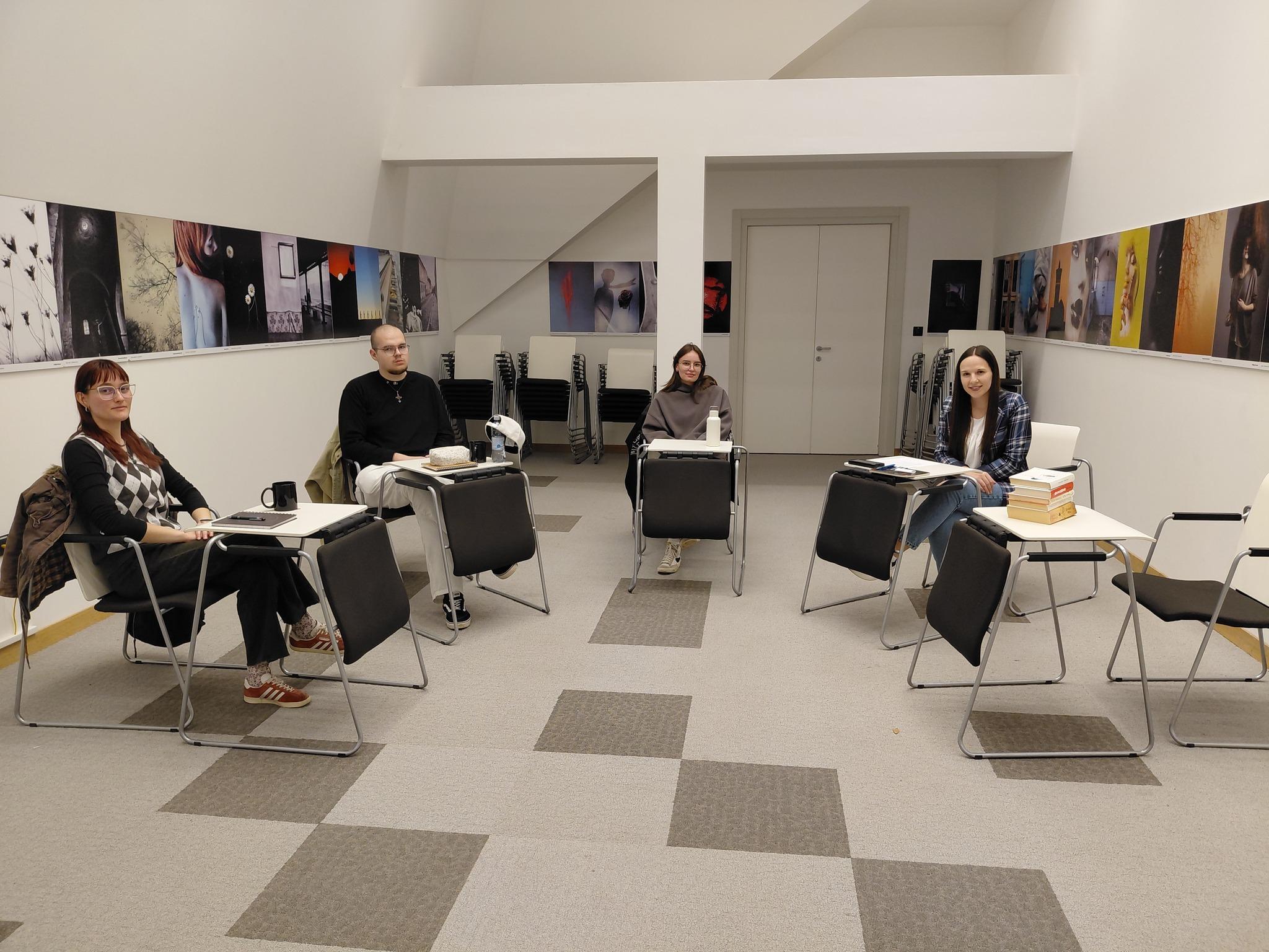 Gradska knjižnica Požega - studentski čitateljski klub